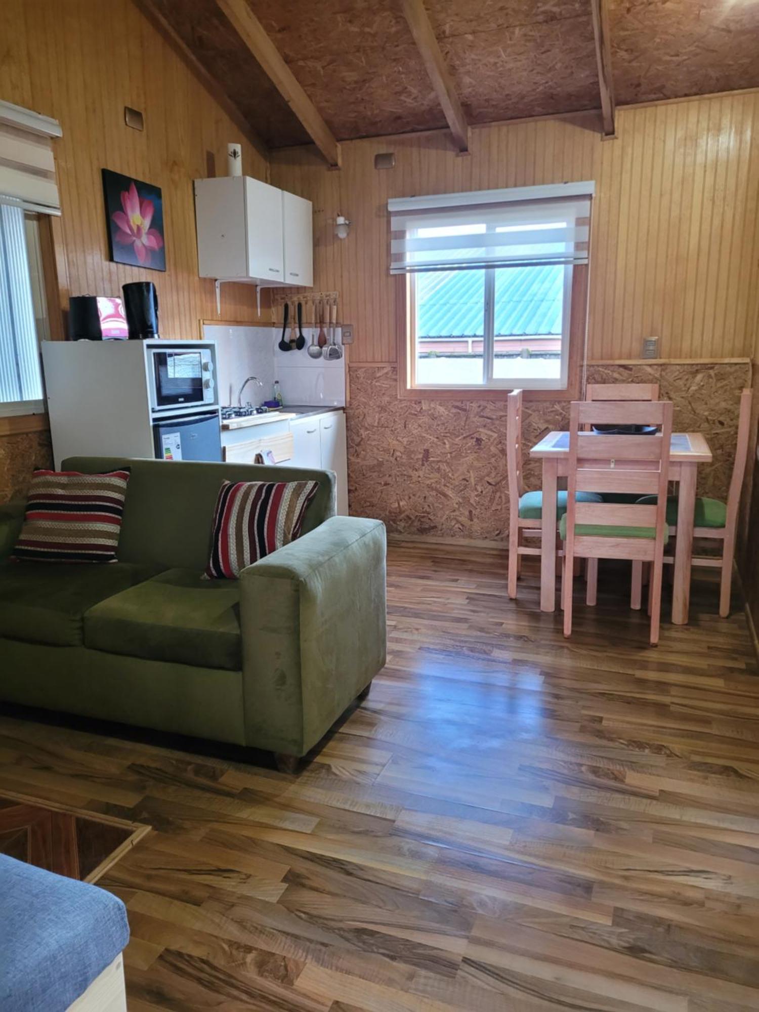 Cabanas Vientos Del Sur En Puerto Puyuhuapi Aysen 外观 照片